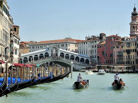 Gondolas by the Rialto Bridge