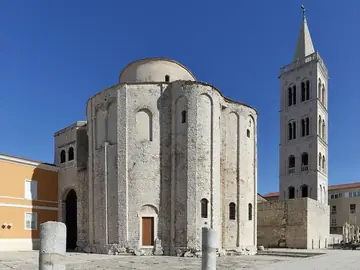 The Old Town: the round church of St Donatus